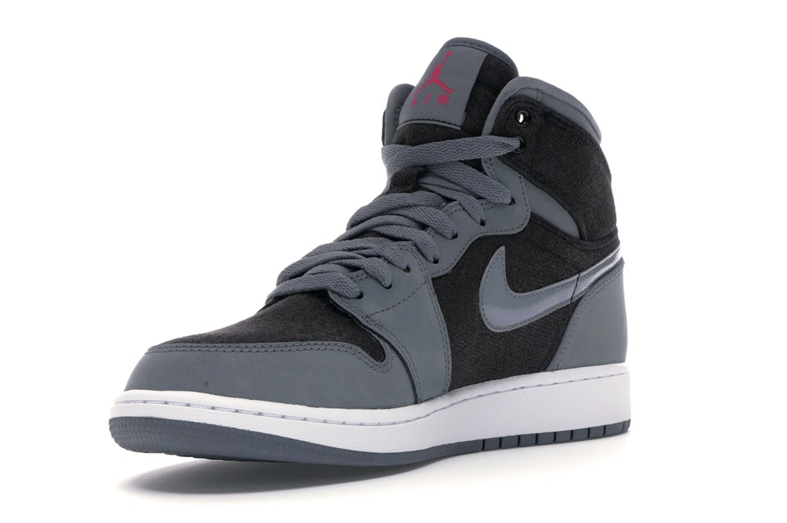 Vue 14 de Jordan 1 Retro High Cool Grey Vivid Pink (GS)