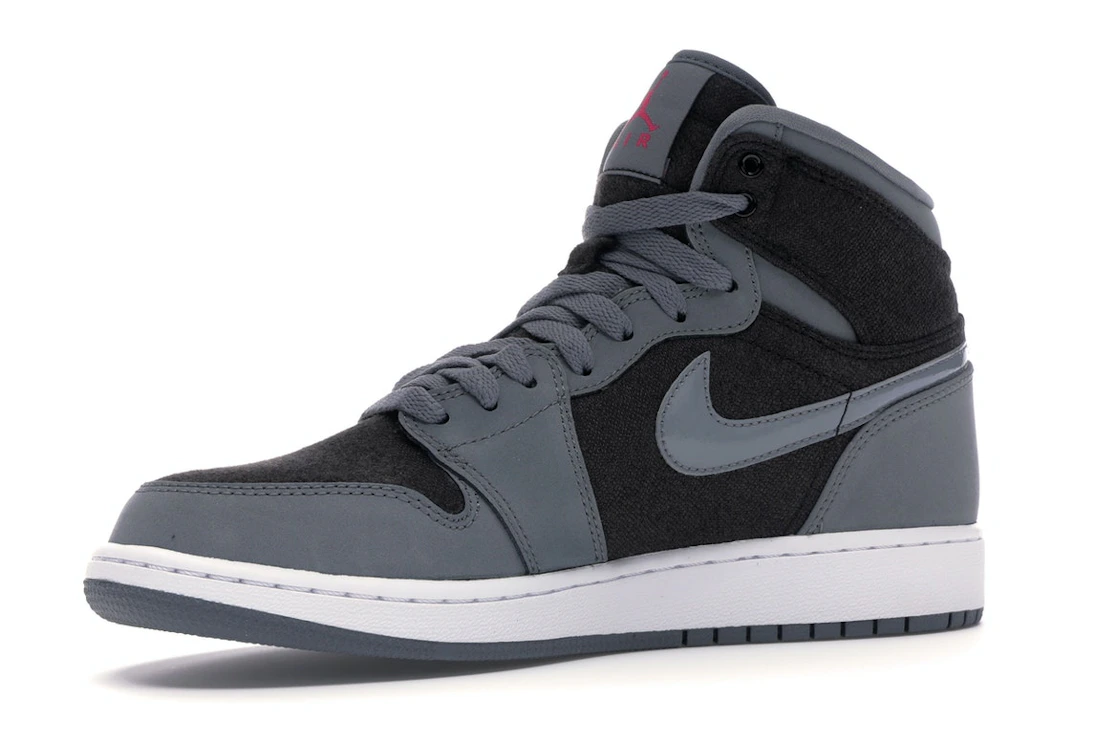 Vue 16 de Jordan 1 Retro High Cool Grey Vivid Pink (GS)