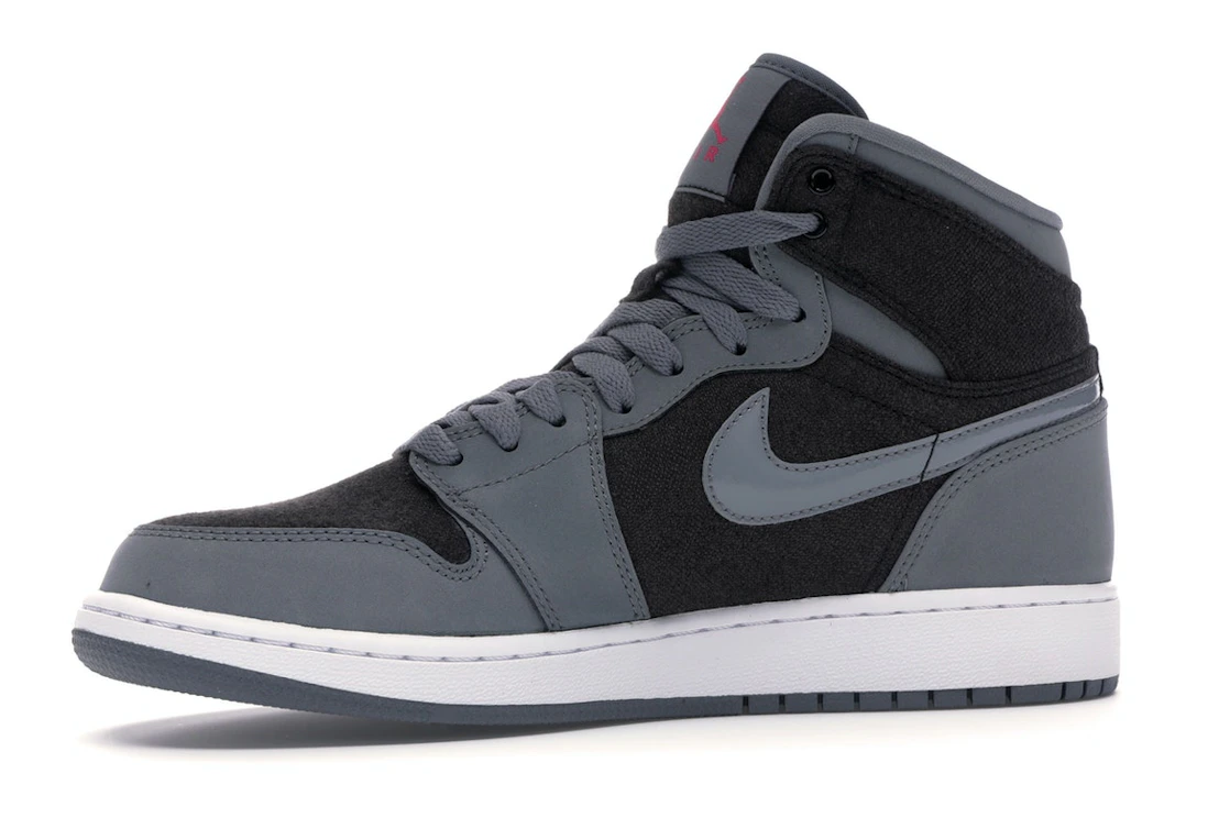 Vue 17 de Jordan 1 Retro High Cool Grey Vivid Pink (GS)
