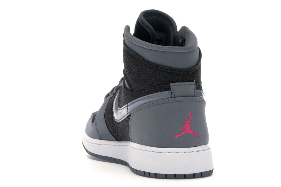 Vue 26 de Jordan 1 Retro High Cool Grey Vivid Pink (GS)