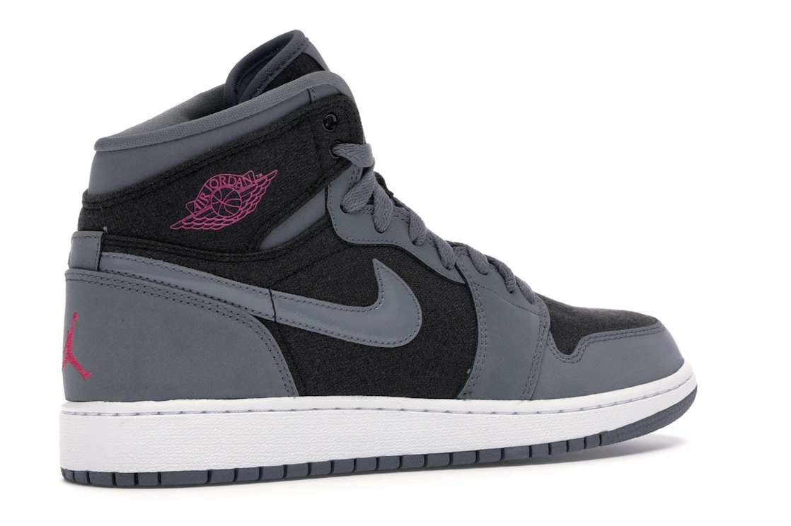 Vue 34 de Jordan 1 Retro High Cool Grey Vivid Pink (GS)