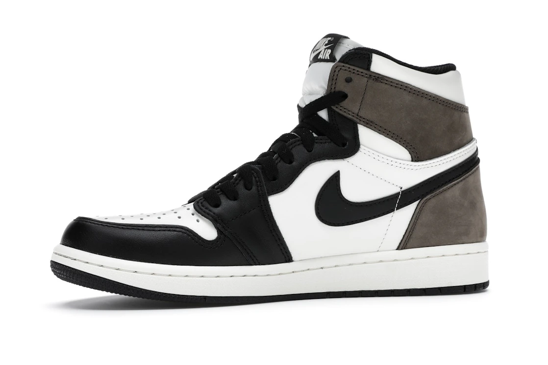 Vue 17 de Jordan 1 Retro High Dark Mocha