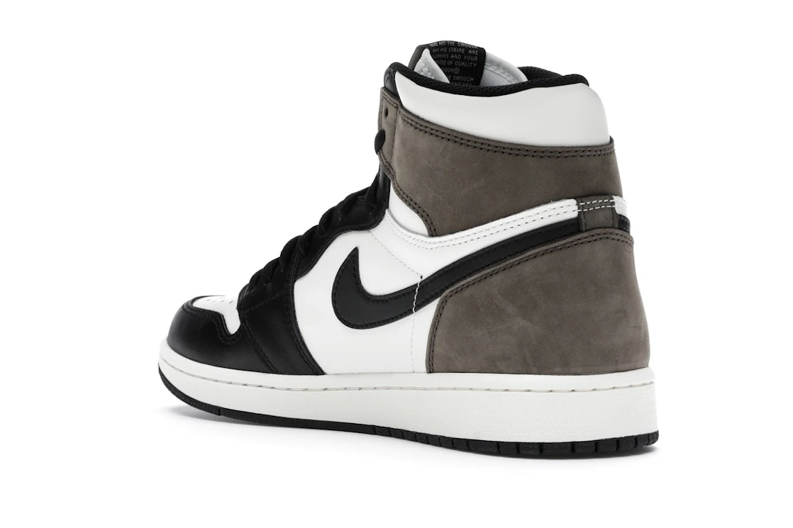 Vue 24 de Jordan 1 Retro High Dark Mocha