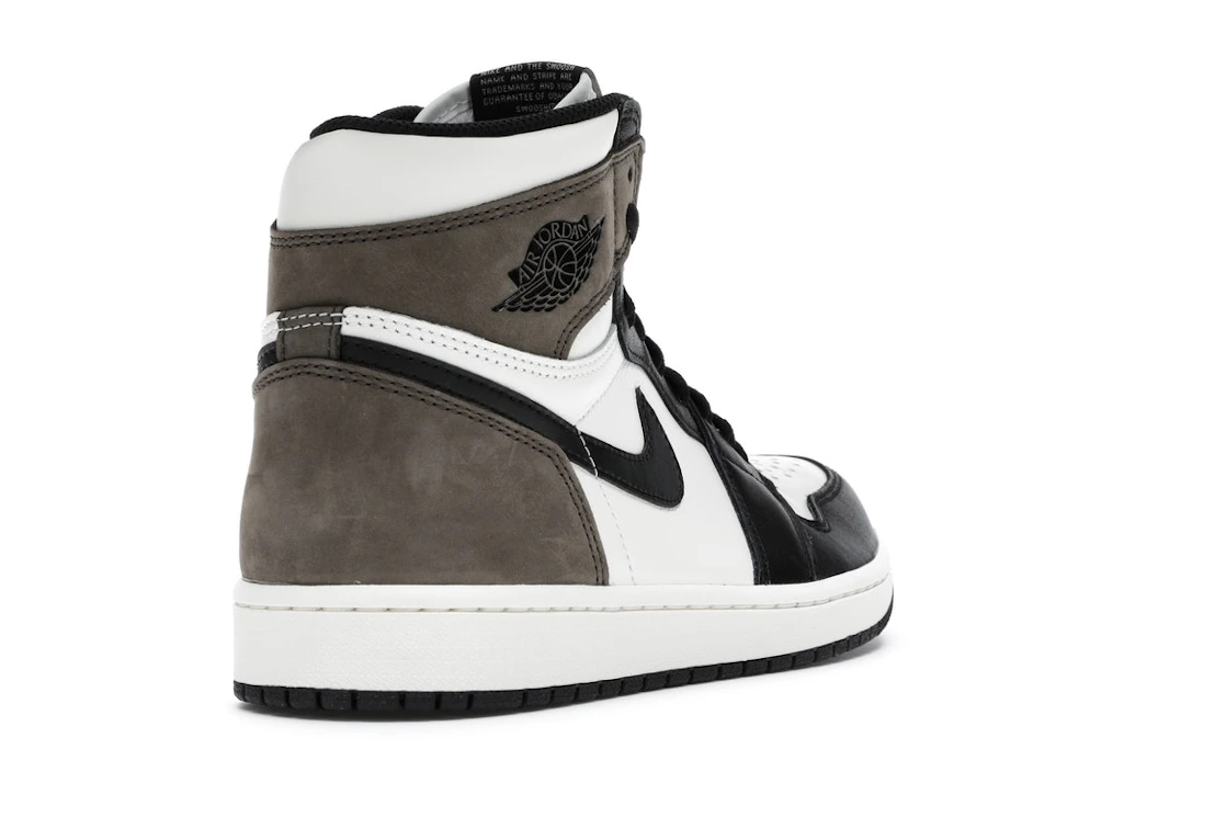 Vue 31 de Jordan 1 Retro High Dark Mocha