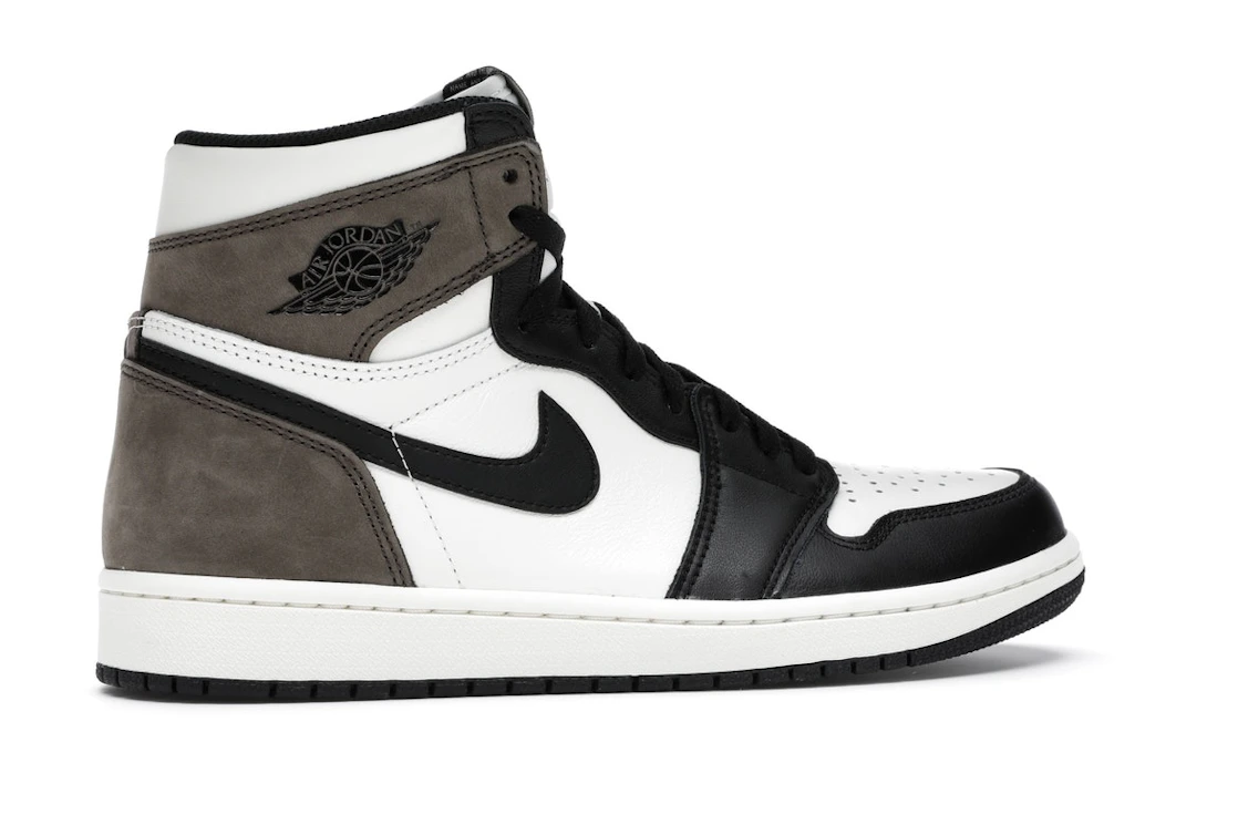 Vue 35 de Jordan 1 Retro High Dark Mocha