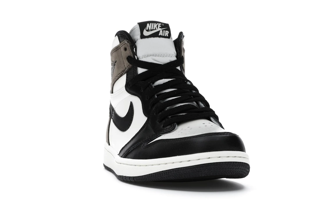 Vue 8 de Jordan 1 Retro High Dark Mocha
