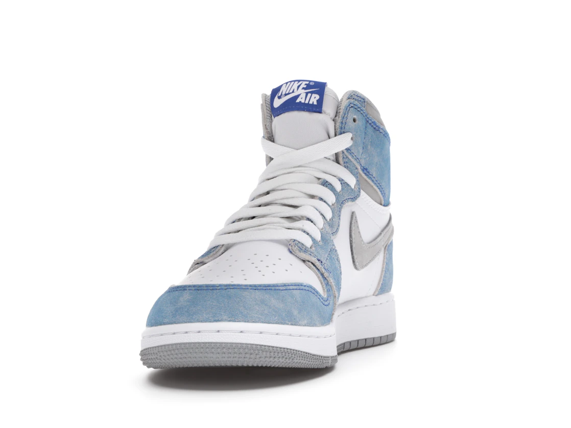 Vue 12 de Jordan 1 Retro High Hyper Royal Smoke Grey (GS)