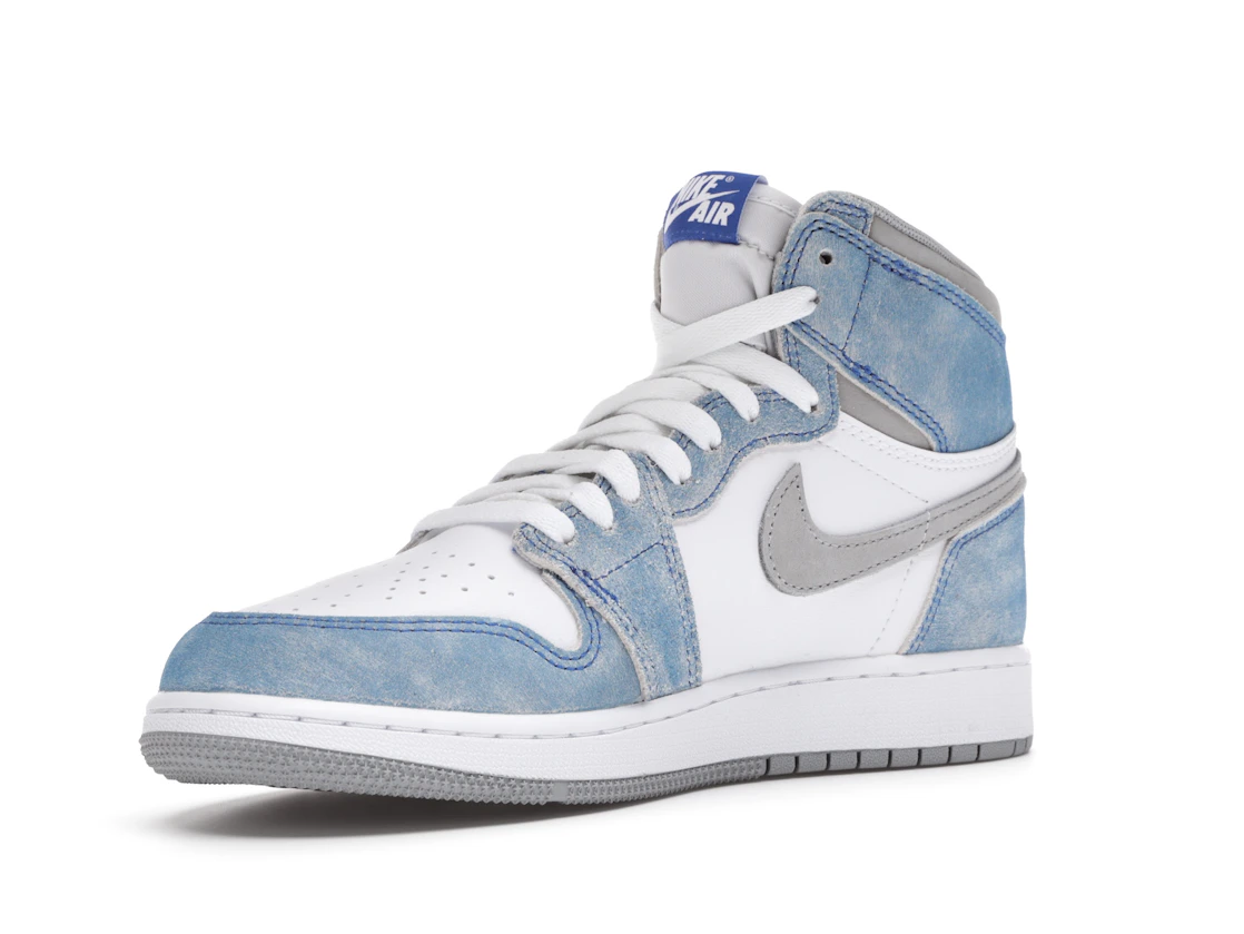 Vue 15 de Jordan 1 Retro High Hyper Royal Smoke Grey (GS)