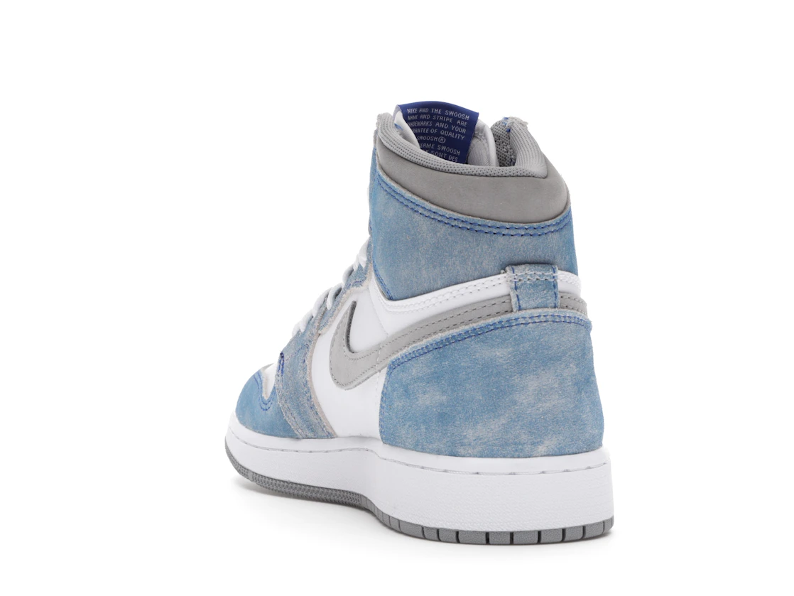 Vue 26 de Jordan 1 Retro High Hyper Royal Smoke Grey (GS)