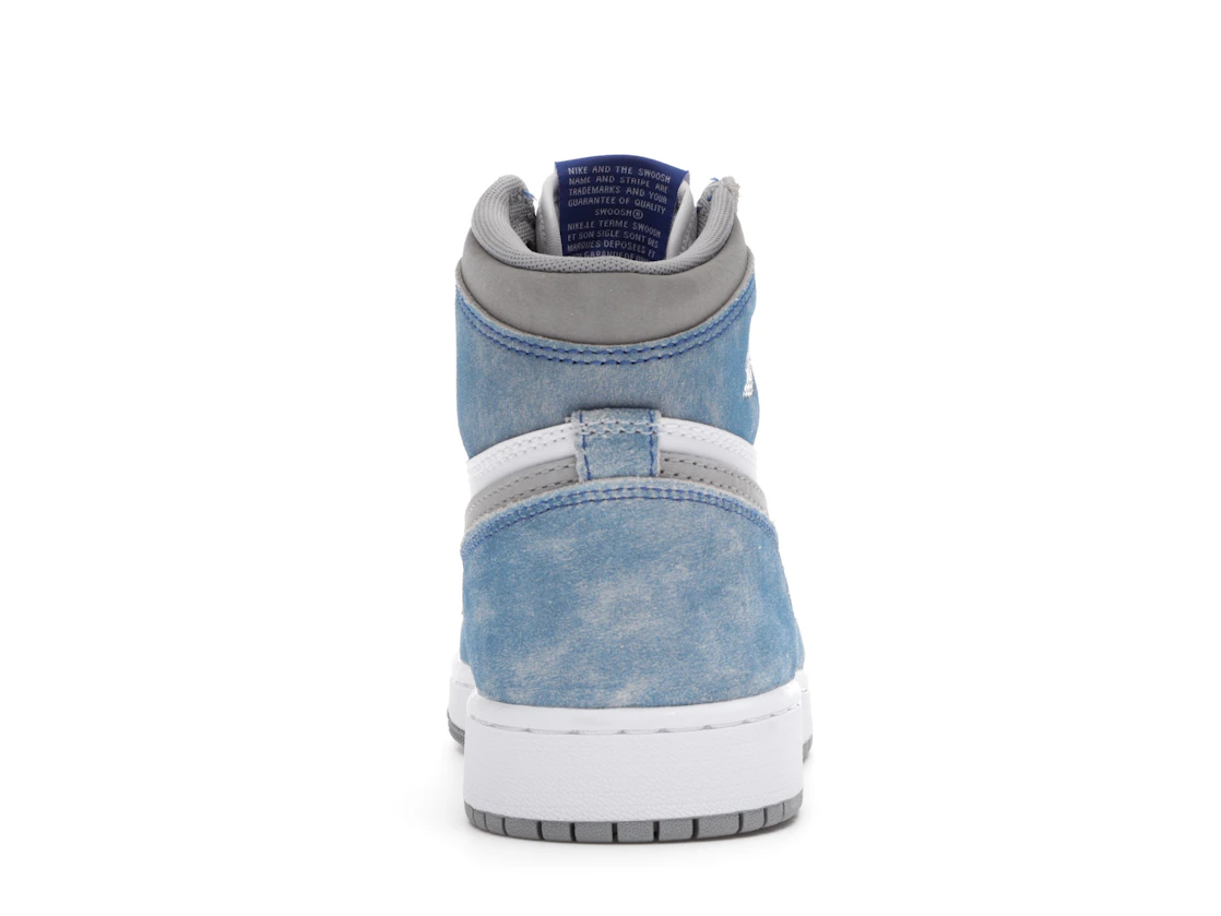 Vue 28 de Jordan 1 Retro High Hyper Royal Smoke Grey (GS)