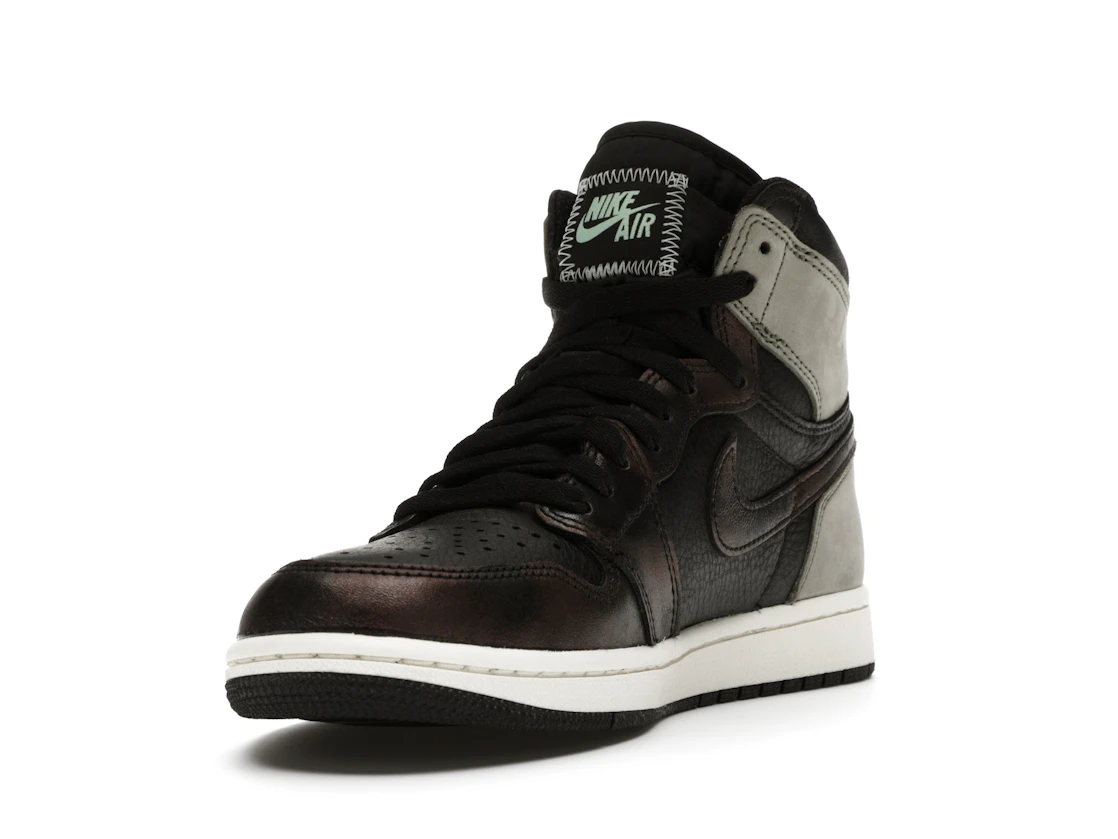 Vue 13 de Jordan 1 Retro High Light Army Rust Shadow Patina