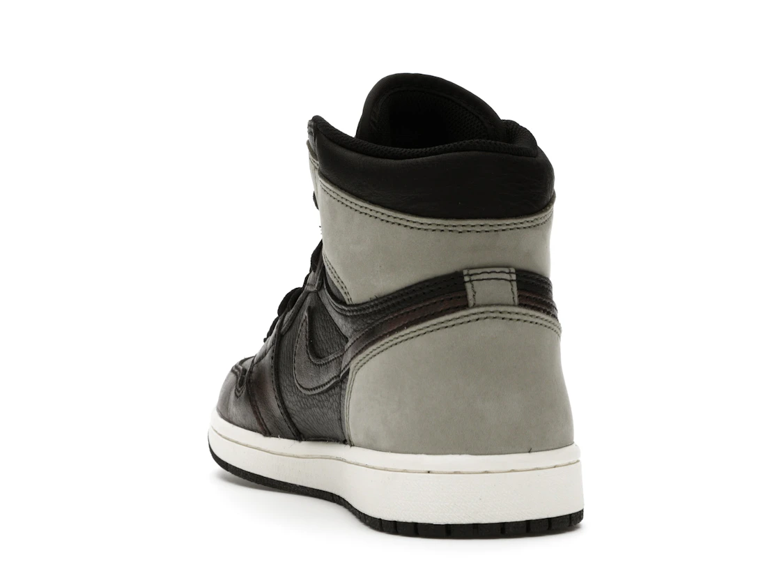 Vue 26 de Jordan 1 Retro High Light Army Rust Shadow Patina