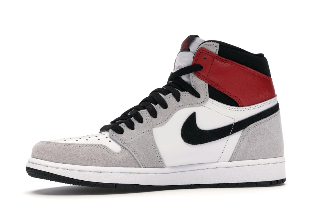 Vue 17 de Jordan 1 Retro High Light Smoke Grey