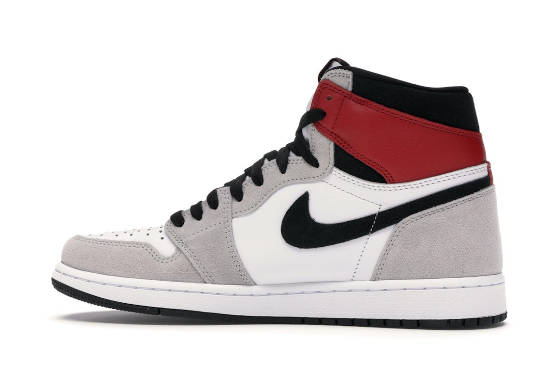 Vue 20 de Jordan 1 Retro High Light Smoke Grey