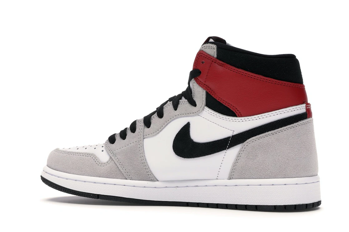 Vue 21 de Jordan 1 Retro High Light Smoke Grey