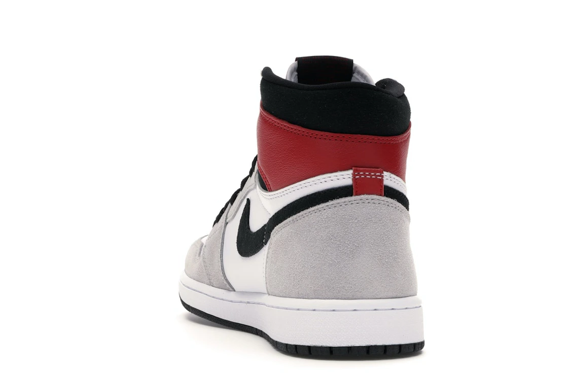 Vue 26 de Jordan 1 Retro High Light Smoke Grey