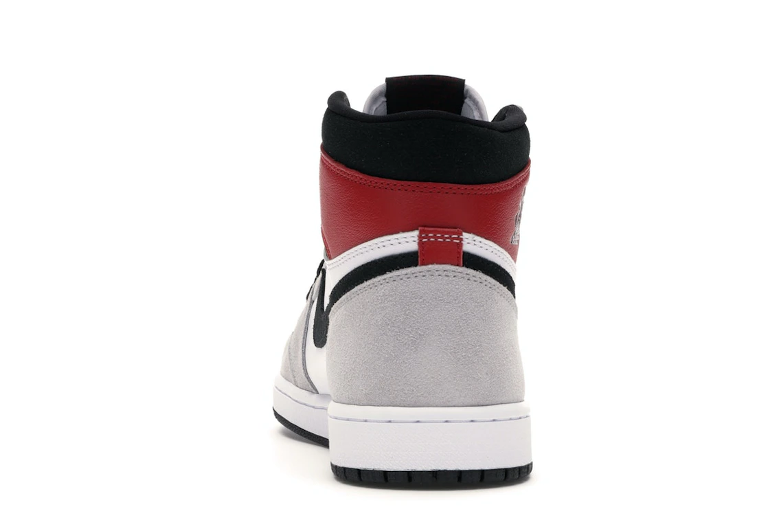 Vue 27 de Jordan 1 Retro High Light Smoke Grey