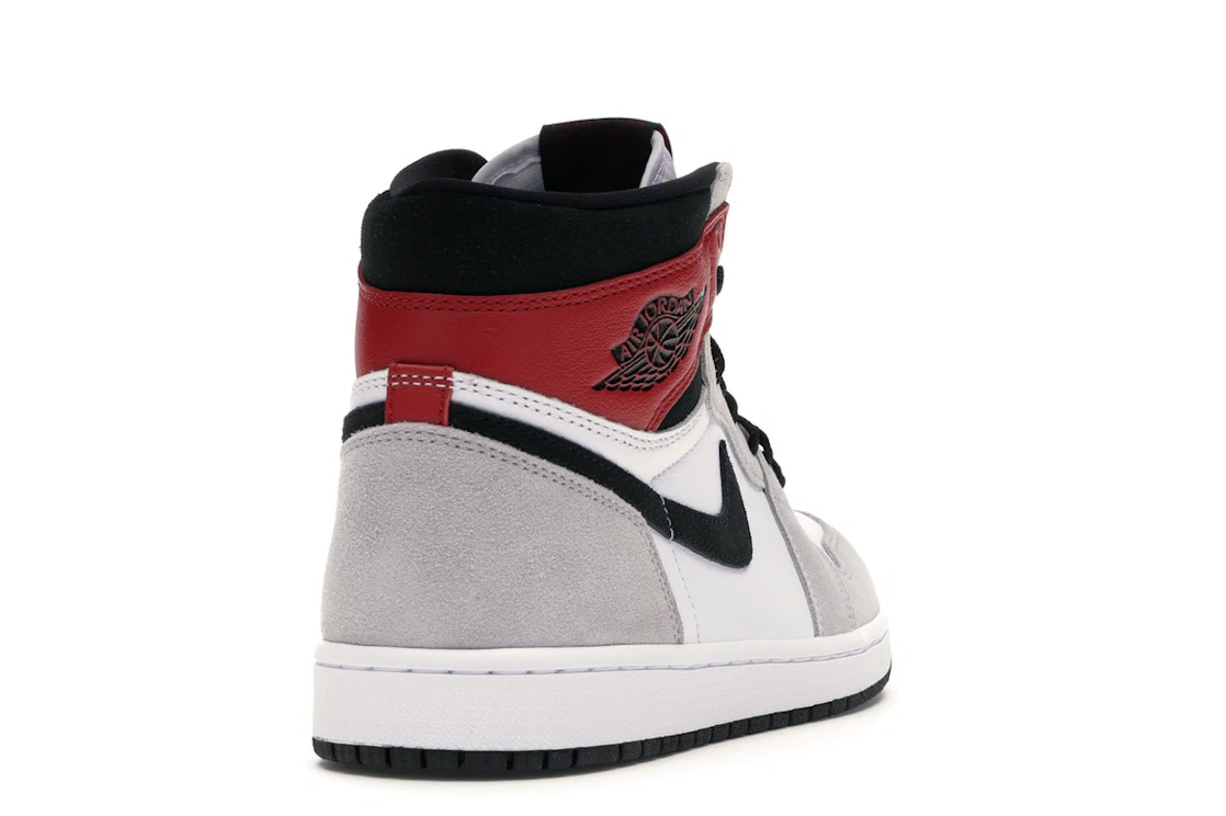 Vue 30 de Jordan 1 Retro High Light Smoke Grey