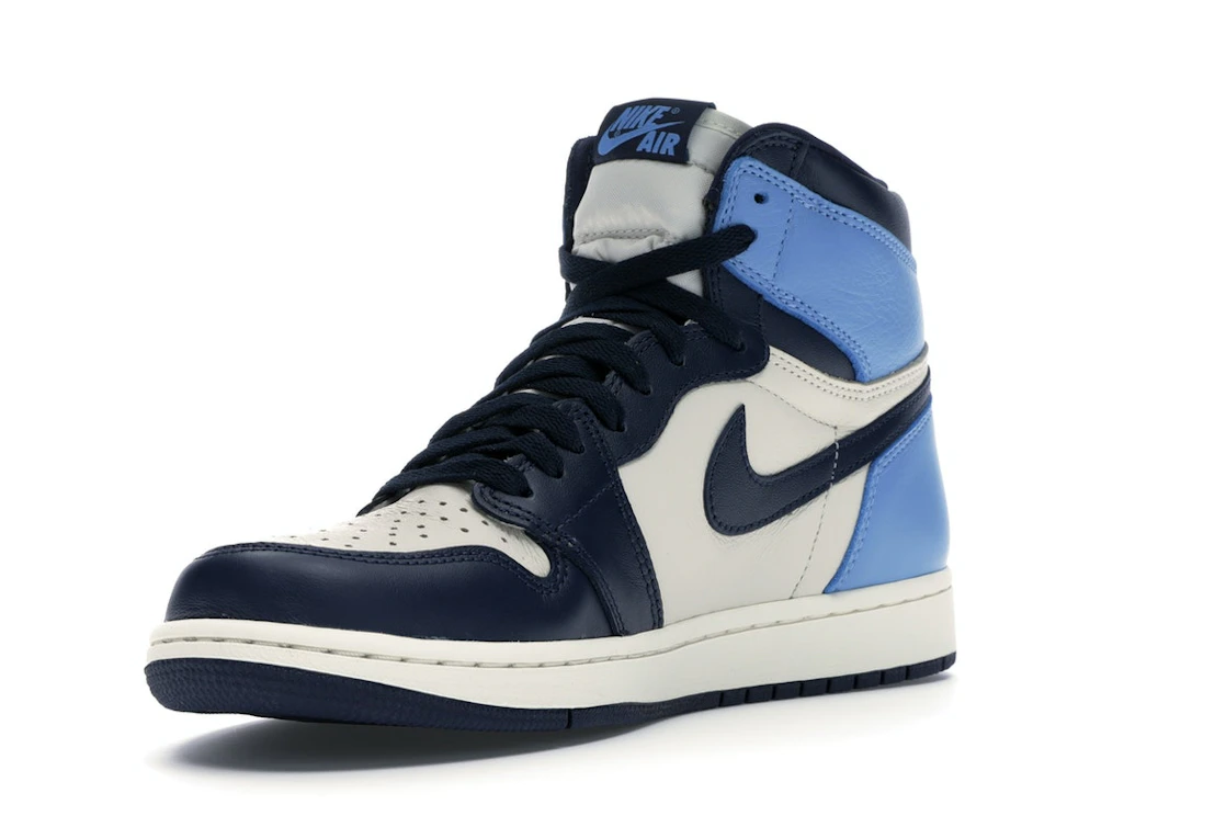 Vue 14 de Jordan 1 Retro High Obsidian