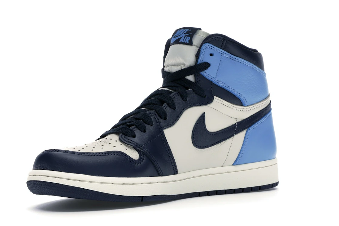 Vue 15 de Jordan 1 Retro High Obsidian