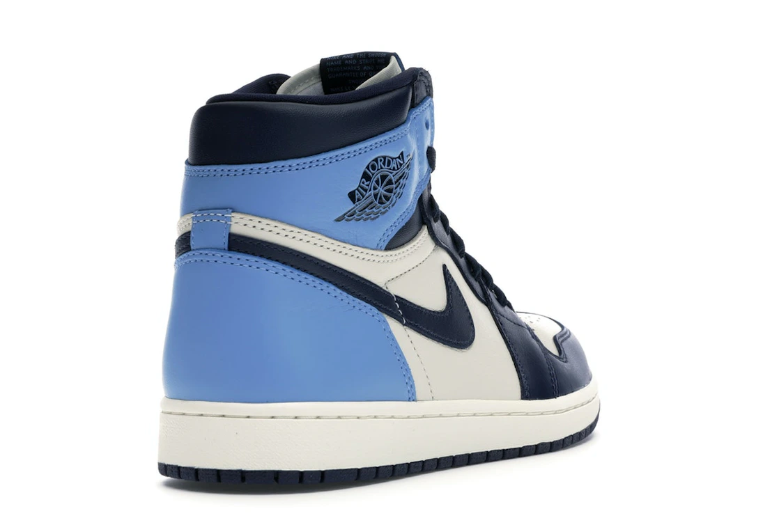 Vue 31 de Jordan 1 Retro High Obsidian