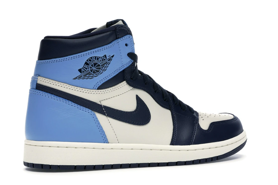 Vue 34 de Jordan 1 Retro High Obsidian