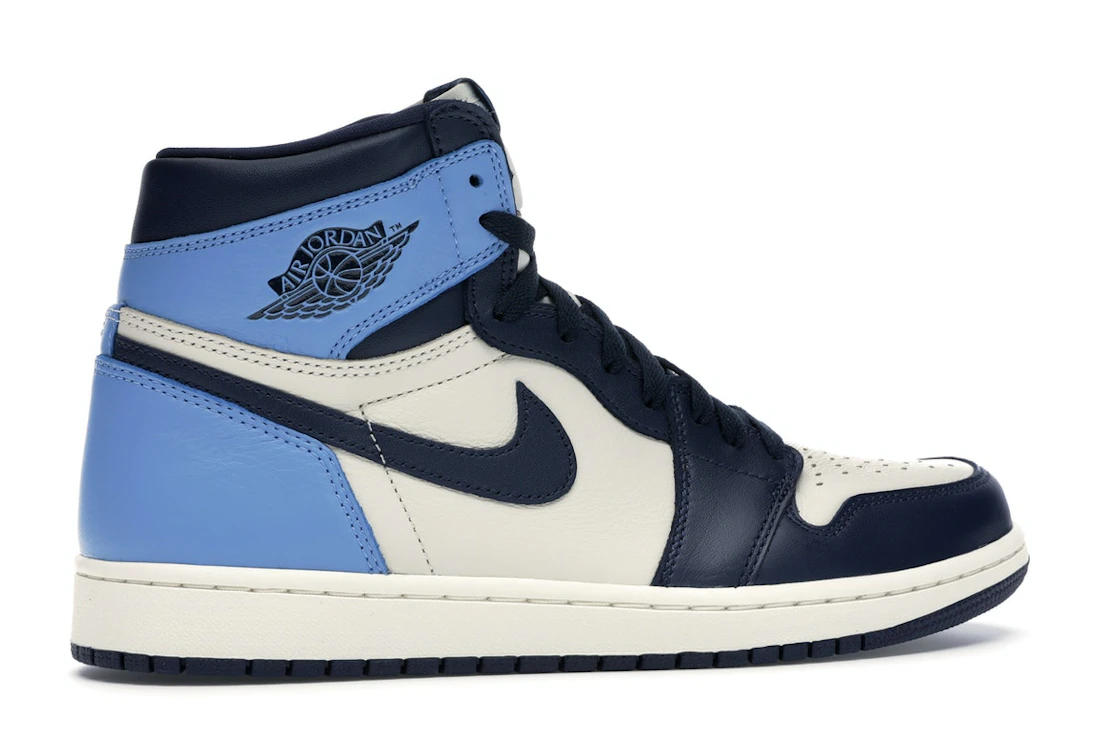 Vue 35 de Jordan 1 Retro High Obsidian