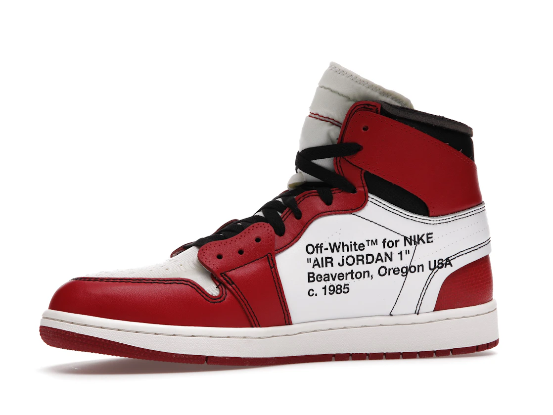 Vue 17 de Jordan 1 Retro High Off-White Chicago