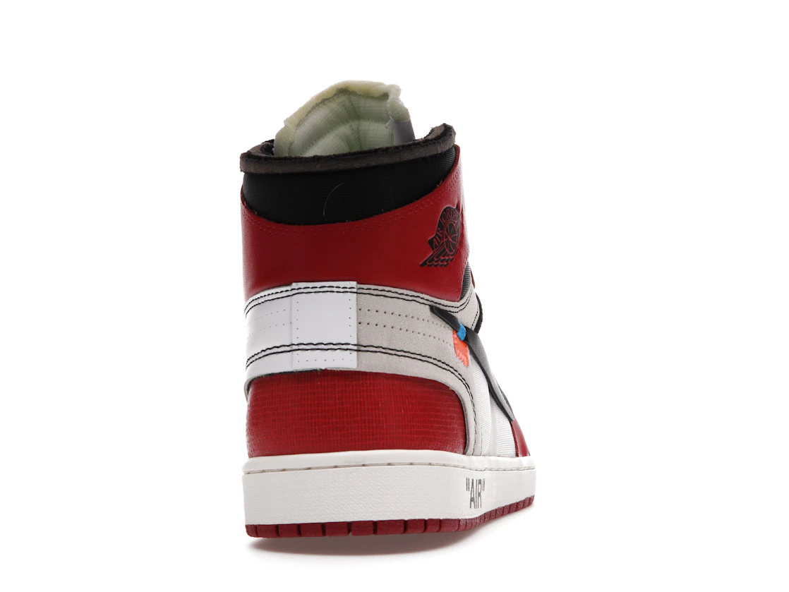 Vue 29 de Jordan 1 Retro High Off-White Chicago