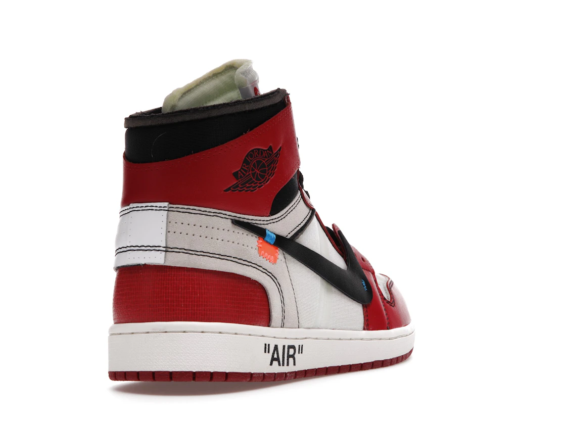 Vue 31 de Jordan 1 Retro High Off-White Chicago
