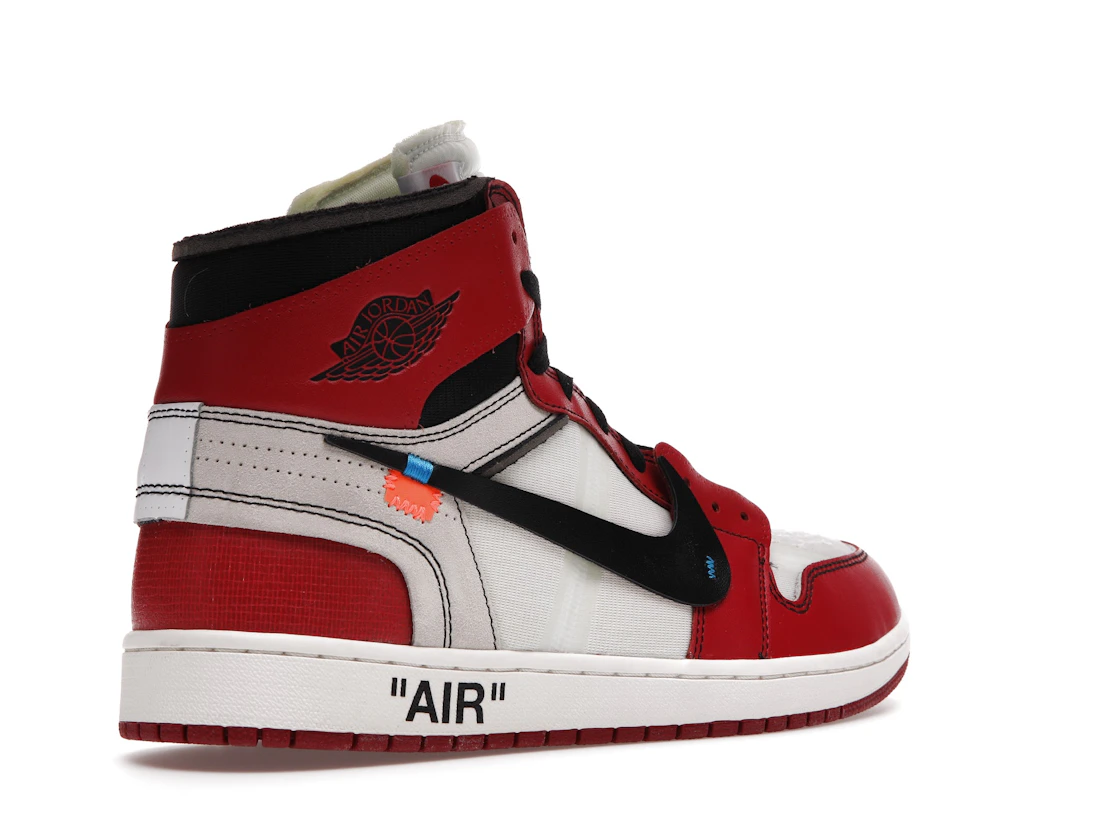 Vue 33 de Jordan 1 Retro High Off-White Chicago