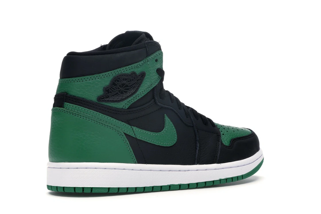 Vue 33 de Jordan 1 Retro High Pine Green Black
