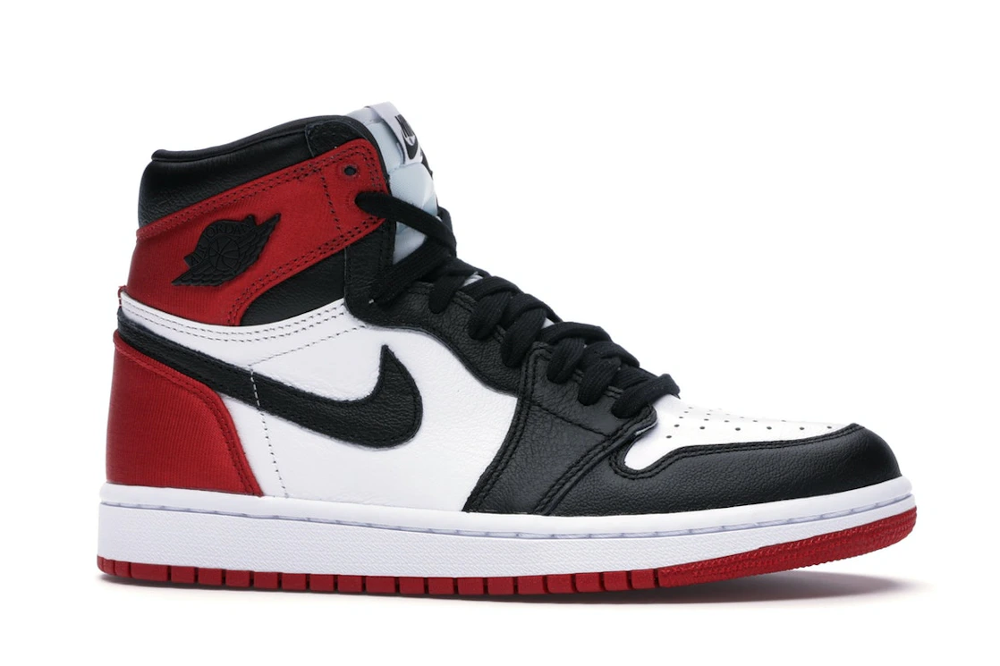 Vue 2 de Jordan 1 Retro High Satin Black Toe 