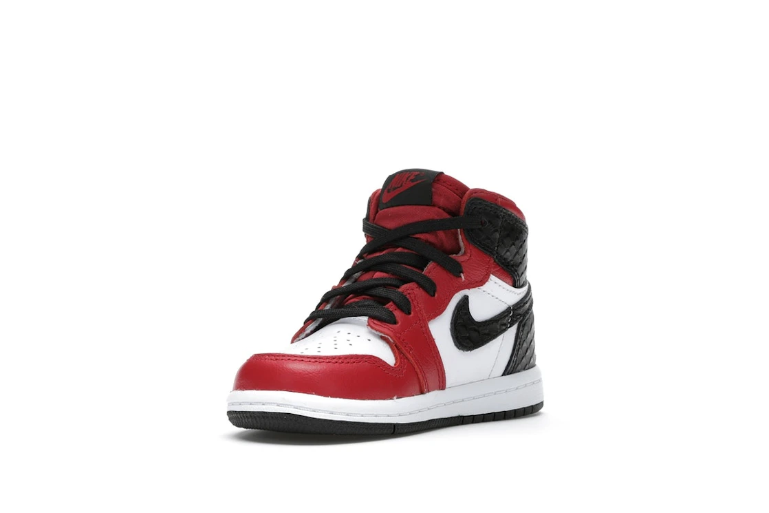 Vue 14 de Jordan 1 Retro High Satin Snake Chicago (TD)