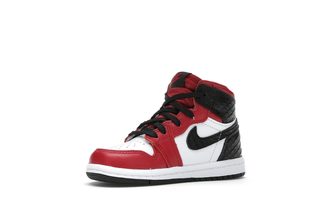 Vue 16 de Jordan 1 Retro High Satin Snake Chicago (TD)