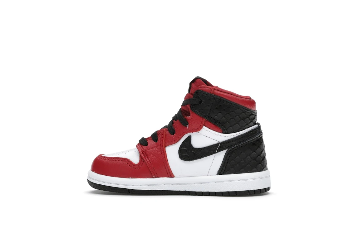 Vue 20 de Jordan 1 Retro High Satin Snake Chicago (TD)