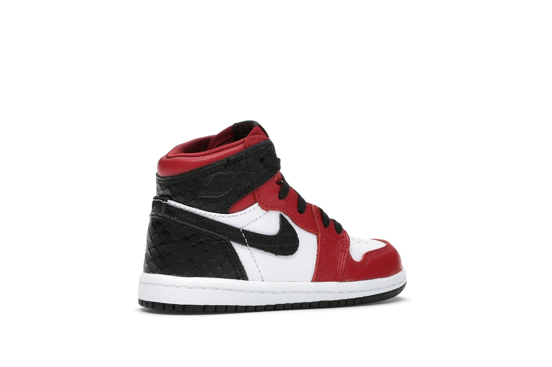 Vue 34 de Jordan 1 Retro High Satin Snake Chicago (TD)