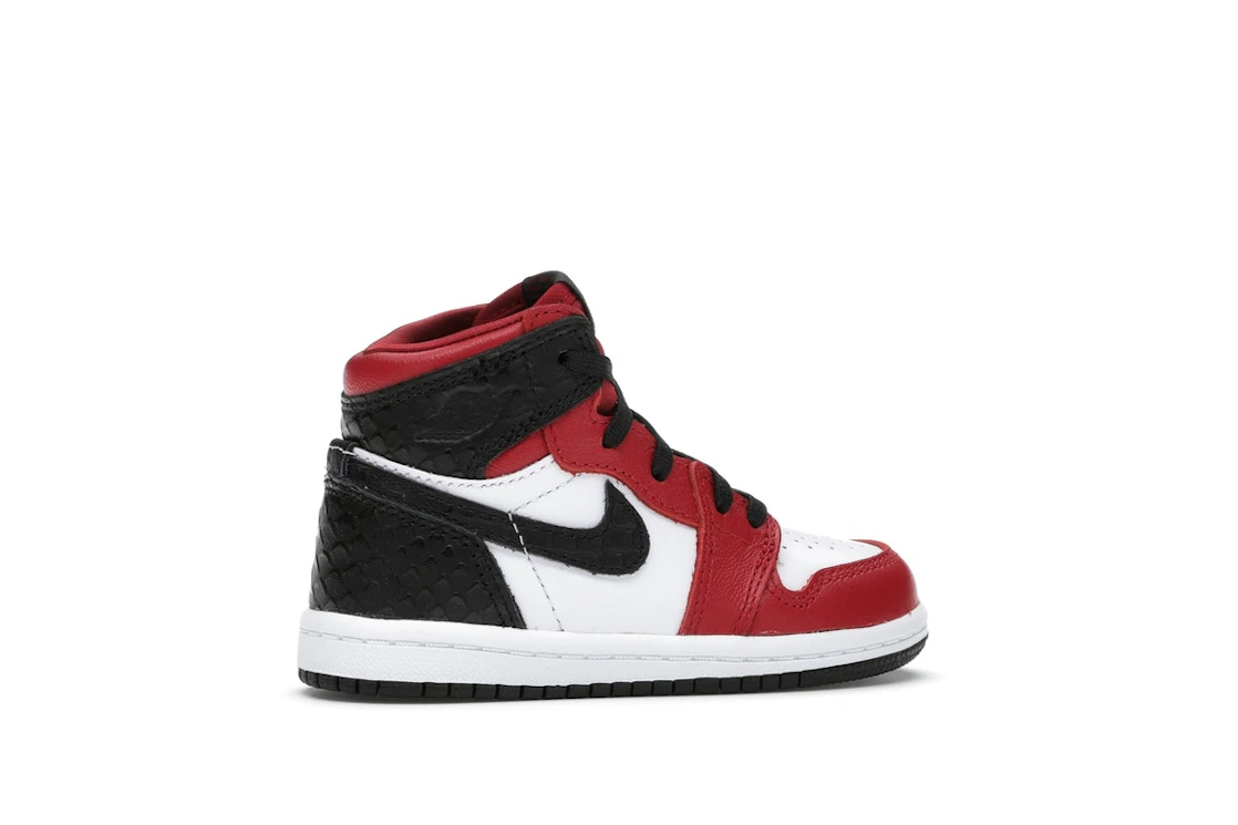 Vue 35 de Jordan 1 Retro High Satin Snake Chicago (TD)