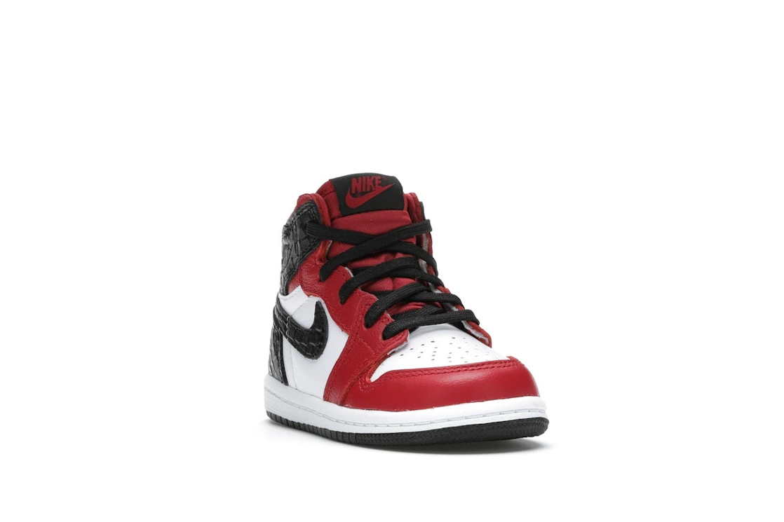 Vue 7 de Jordan 1 Retro High Satin Snake Chicago (TD)
