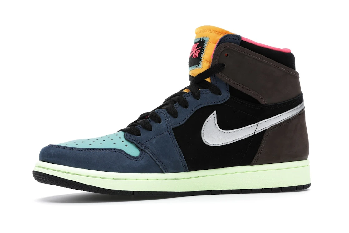 Vue 17 de Jordan 1 Retro High Tokyo Bio Hack