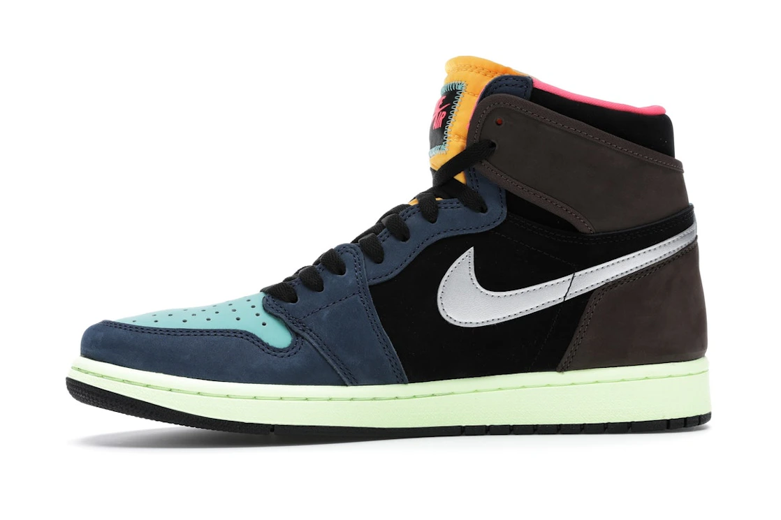 Vue 18 de Jordan 1 Retro High Tokyo Bio Hack
