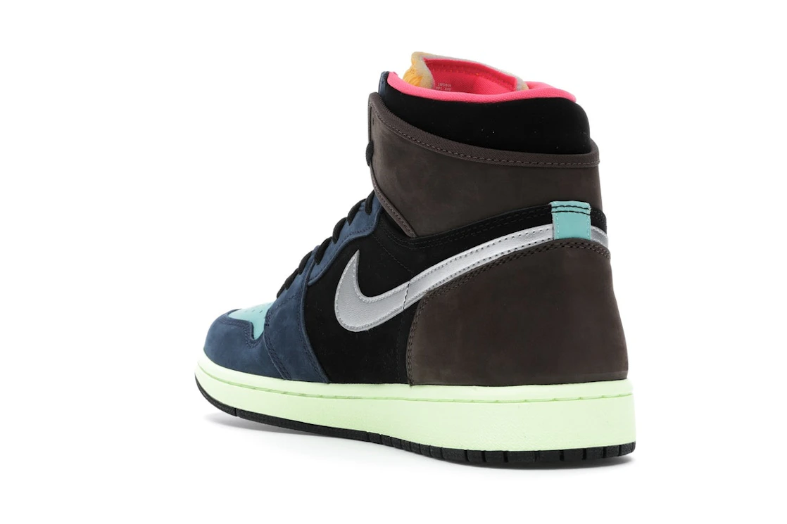Vue 25 de Jordan 1 Retro High Tokyo Bio Hack