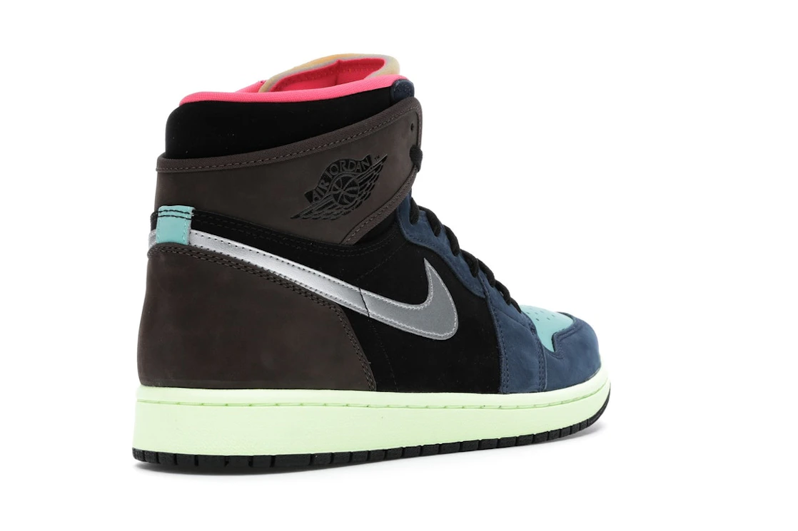 Vue 32 de Jordan 1 Retro High Tokyo Bio Hack