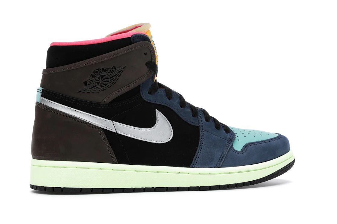 Vue 35 de Jordan 1 Retro High Tokyo Bio Hack