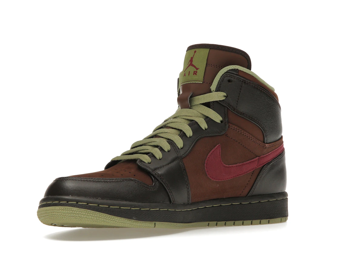 Vue 15 de Jordan 1 Retro High Velvet Brown