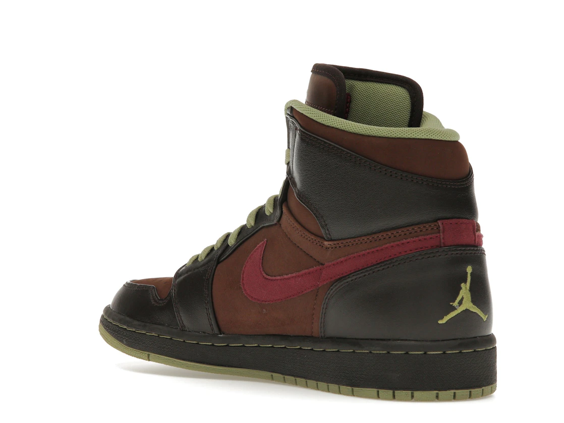 Vue 24 de Jordan 1 Retro High Velvet Brown