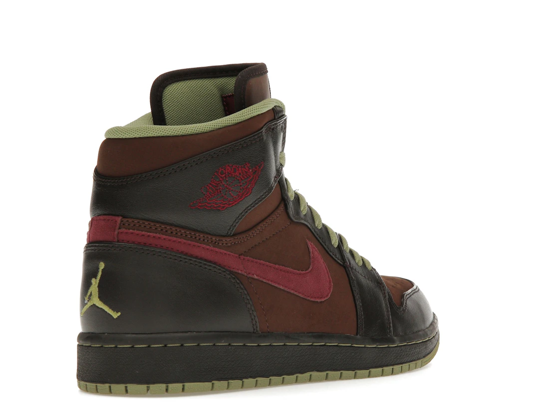 Vue 32 de Jordan 1 Retro High Velvet Brown