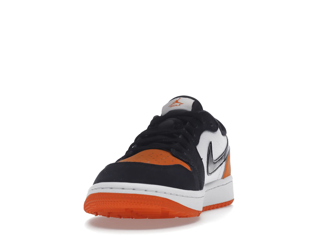 Vue 12 de Jordan 1 Retro Low Golf Shattered Backboard