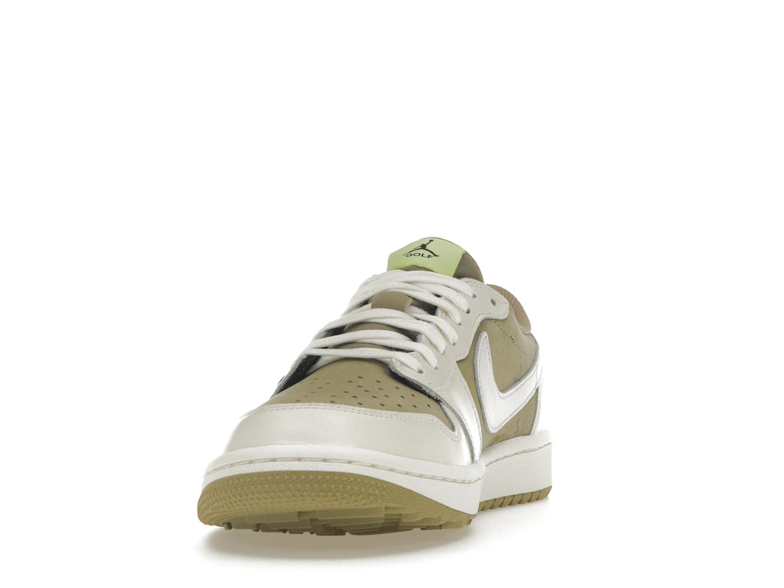 Vue 12 de Jordan 1 Retro Low Golf Travis Scott Neutral Olive