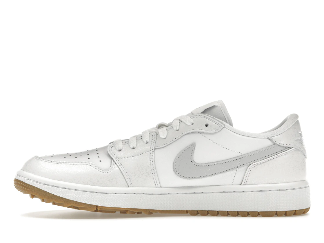 Vue 19 de Jordan 1 Retro Low Golf White Gum